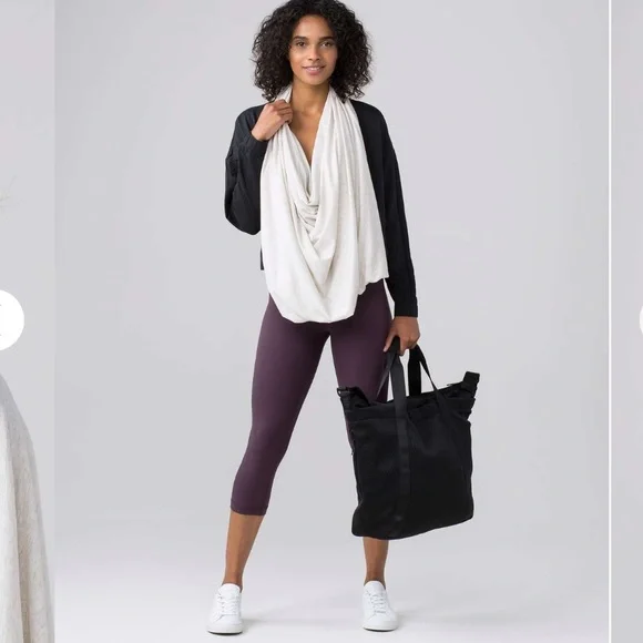 Lululemon scarf - Picture 1 of 6